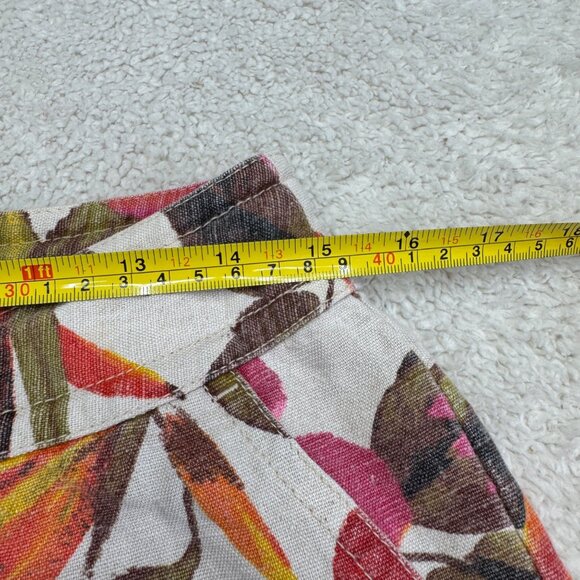 Chico's Women's Tropical Floral Print Linen Blend Cropped Pants, Size 1 /US M - Picture 7 of 10
